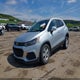3GNCJNSB3LL280906 2020 Chevrolet Trax Awd Ls auction photo thumbnail 2