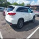 5TDKZRFH4KS318316 2019 Toyota Highlander Xle auction photo thumbnail 4
