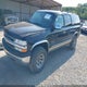 3GNFK16T3YG200512 2000 Chevrolet Suburban 1500 Ls auction photo thumbnail 2