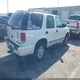 1GNDT13W112154101 2001 Chevrolet Blazer Ls auction photo thumbnail 4