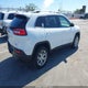 1C4PJLCB1HW503331 2017 Jeep Cherokee Latitude Fwd auction photo thumbnail 4