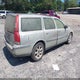 YV1SW61T542451108 2004 Volvo V70 2.4 auction photo thumbnail 4