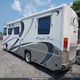 4UZ6XFBA8YCH36143 2000 Freightliner Chassis X Line Motor Home auction photo thumbnail 3