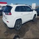 1C4PJMJN6KD124167 2019 Jeep Cherokee Overland 4X4 auction photo thumbnail 4