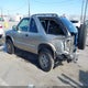 1GNCT18W2YK185999 2000 Chevrolet Blazer Ls auction photo thumbnail 3