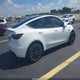 7SAYGDEFXNF567637 2022 Tesla Model Y Performance Dual Motor All-Wheel Drive auction photo thumbnail 4