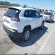 1C4PJLCB5KD205254 2019 Jeep Cherokee Latitude Fwd auction photo thumbnail 4