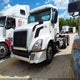 4V4NC9EH9DN565263 2013 Volvo Vn auction photo thumbnail 2