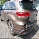 5TDJZRFHXKS715332 2019 Toyota Highlander Xle auction photo thumbnail 3