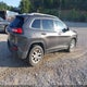 1C4PJMCS4HW636607 2017 Jeep Cherokee Latitude 4X4 auction photo thumbnail 4