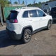 1C4PJLLB5KD184079 2019 Jeep Cherokee Latitude Plus Fwd auction photo thumbnail 4