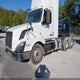 4V4NC9EG7CN543221 2012 Volvo Vn Vnl auction photo thumbnail 2