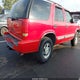 1GNDT13W7Y2254164 2000 Chevrolet Blazer Lt auction photo thumbnail 4