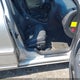 YV1SW592X51513762 2005 Volvo V70 2.5T auction photo thumbnail 5