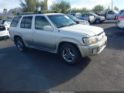 JNRDR09X71W201996 2001 Infiniti Qx4 Luxury auction photo thumbnail 1