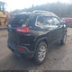 1C4PJMCS0HW513564 2017 Jeep Cherokee Latitude 4X4 auction photo thumbnail 4