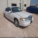 1LNHM82W7YY850823 2000 Lincoln Town Car Signature auction photo thumbnail 1