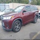 5TDZARFH7HS032281 2017 Toyota Highlander Le auction photo thumbnail 2