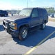 1GNEK13R9YR172252 2000 Chevrolet Tahoe Z71 auction photo thumbnail 2