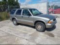 1GKDT13W3Y2166063 2000 GMC Jimmy Sle auction photo thumbnail 1