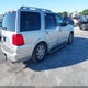 5LMFU28R04LJ28040 2004 Lincoln Navigator auction photo thumbnail 4