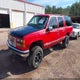 1GDFK16R2XJ792135 1999 GMC Suburban 1500 Sl auction photo thumbnail 2
