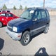 2CNBJ13C526925879 2002 Chevrolet Tracker Hard Top Base auction photo thumbnail 2
