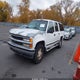 1GNFK16R3WJ302005 1998 Chevrolet Suburban 1500 auction photo thumbnail 2