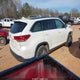 5TDKZRFH0KS356528 2019 Toyota Highlander Xle auction photo thumbnail 4