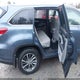 5TDJZRFH6HS522300 2017 Toyota Highlander Xle auction photo thumbnail 8