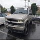 1GNEK13R3YR157780 2000 Chevrolet Tahoe Z71 auction photo thumbnail 2