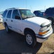 1GNDT13WXY2220915 2000 Chevrolet Blazer Ls auction photo thumbnail 1