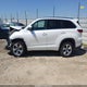 5TDYZRFH8HS197194 2017 Toyota Highlander Limited auction photo thumbnail 15
