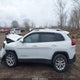 1C4PJMCS7HW614164 2017 Jeep Cherokee Latitude 4X4 auction photo thumbnail 14