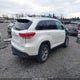 5TDJZRFH8KS588368 2019 Toyota Highlander Xle auction photo thumbnail 4