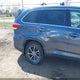 5TDJZRFH1KS992354 2019 Toyota Highlander Xle auction photo thumbnail 19