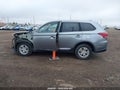 Photo 15 of 17 — 2018 Mitsubishi Outlander