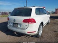 Photo 4 of 17 — 2014 Volkswagen Touareg