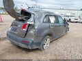 Photo 4 of 10 — 2011 Kia Sorento