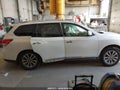 2014 Nissan Pathfinder — photo 13 of 16 | VIN 5N1AR2MM2EC637542