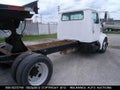 Photo 4 of 10 — 1999 International 4000-Series