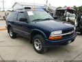 2002 Chevrolet Blazer — photo 1 of 10 | VIN 1GNCS18W22K188847