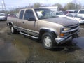 1997 Chevrolet GMT — photo 1 of 10 | VIN 1GCEK19R7VE262969