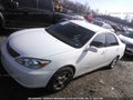 2002 Toyota Camry — photo 2 of 10 | VIN JTDBE32K920078709
