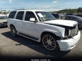Photo 1 of 11 — 2002 Cadillac Escalade