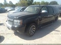 2007 Chevrolet Suburban — photo 2 of 11 | VIN 3GNFK16317G320257