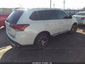 Photo 4 of 11 — 2016 Mitsubishi Outlander