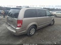 Photo 4 of 12 — 2009 Chrysler Town & Country
