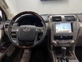 Photo 32 of 69 — 2016 Lexus GX 460