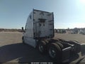 Photo 3 of 14 — 2016 Freightliner Cascadia 125